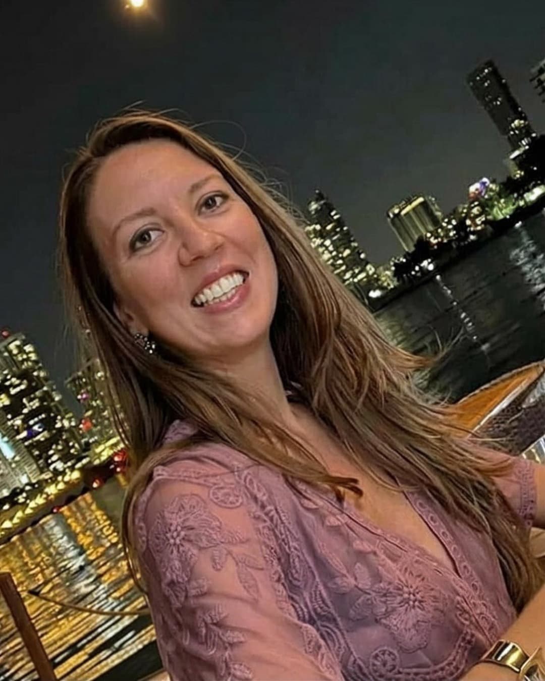 Priscila, founder of The Tidy Atelier, a South Florida professional organizer